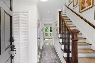 3825 Creekview Dr NE, Marietta, GA 30068 - Photo 7