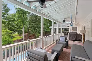 3825 Creekview Dr NE, Marietta, GA 30068 - Photo 31