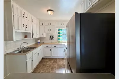 2246 Rhinehill Road SE, Atlanta, GA 30315 - Photo 9
