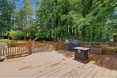 330 Sumter Drive NE, Marietta, GA 30066 - Photo 19