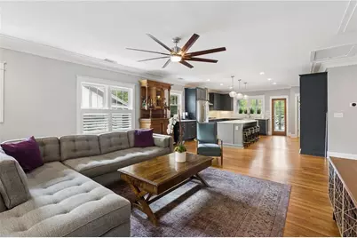 776 Yorkshire Road NE, Atlanta, GA 30306 - Photo 9