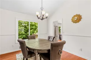 1045 Queensbury Run, Acworth, GA 30102 - Photo 17