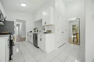 10855 Mortons Cir, Johns Creek, GA 30022 - Photo 3