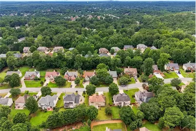 10805 Glenhurst Pass, Johns Creek, GA 30097 - Photo 63
