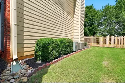 10805 Glenhurst Pass, Johns Creek, GA 30097 - Photo 57