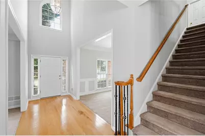 10805 Glenhurst Pass, Johns Creek, GA 30097 - Photo 7
