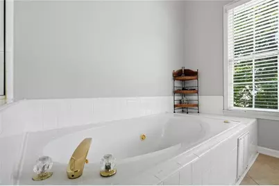 10805 Glenhurst Pass, Johns Creek, GA 30097 - Photo 33