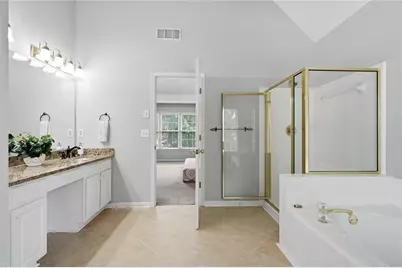 10805 Glenhurst Pass, Johns Creek, GA 30097 - Photo 33