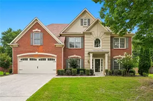 10805 Glenhurst Pass, Johns Creek, GA 30097 - Photo 1