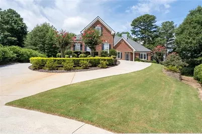 2777 Chinquapin Court, Buford, GA 30519 - Photo 3
