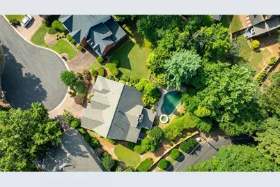 240 Embassy Court, Sandy Springs, GA 30328 - Photo 39