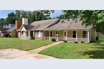 2622 Country Trace SE, Conyers, GA 30013 - Photo 1