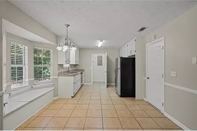 560 E Country Woods Drive, Covington, GA 30016 - Photo 5