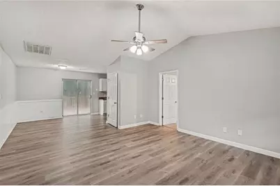 240 Spring Circle, Senoia, GA 30276 - Photo 3