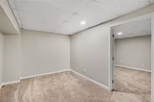 240 Spring Cir, Senoia, GA 30276 - Photo 11