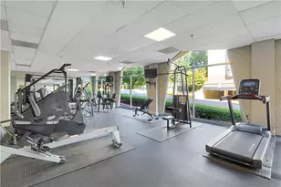 2479 Peachtree Rd NE, Atlanta, GA 30305 - Photo 15
