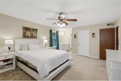 2416 Broward Drive NE, Marietta, GA 30066 - Photo 9