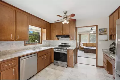 2416 Broward Drive NE, Marietta, GA 30066 - Photo 3