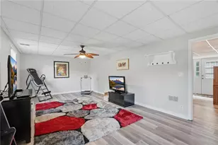 2416 Broward Dr NE, Marietta, GA 30066 - Photo 17
