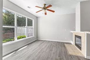 6604 Splashwater Dr, Flowery Branch, GA 30542 - Photo 15