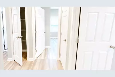 2001 Lois Place NW, Atlanta, GA 30318 - Photo 9