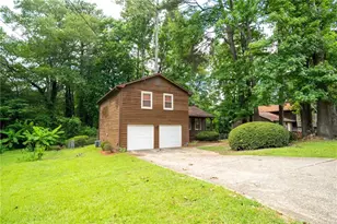 724 Ridge Ave, Stone Mountain, GA 30083 - Photo 1