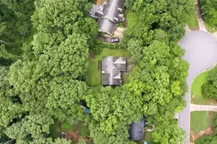 5950 Shannon Dr, Cumming, GA 30040 - Photo 31