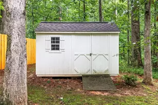 5950 Shannon Dr, Cumming, GA 30040 - Photo 29