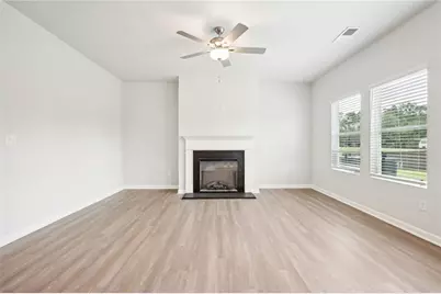 104 Vickers Point Drive, Fairburn, GA 30213 - Photo 5