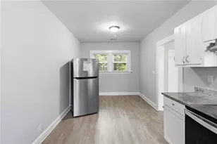 887 Ellis Rd, Stone Mountain, GA 30083 - Photo 17
