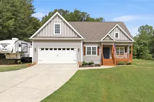 63 Pace Rd, Toccoa, GA 30577 - Photo 7