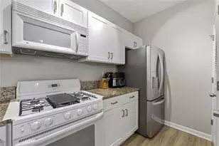 240 Renaissance Parkway NE, Atlanta, GA 30308 - Photo 13