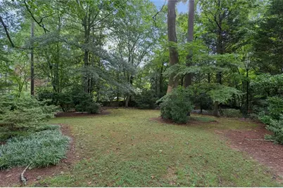 4775 Merlendale Court NW, Sandy Springs, GA 30327 - Photo 23