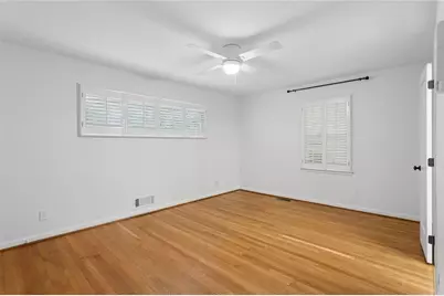 4775 Merlendale Court NW, Sandy Springs, GA 30327 - Photo 15