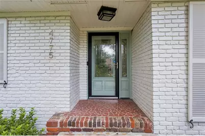4775 Merlendale Court NW, Sandy Springs, GA 30327 - Photo 3