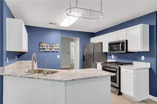 5461 Evergreen Forest Ct, Flowery Branch, GA 30542 - Photo 7