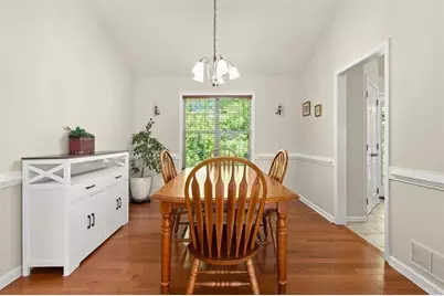 2056 Township Drive, Woodstock, GA 30189 - Photo 7