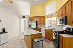 2056 Township Dr, Woodstock, GA 30189 - Photo 9