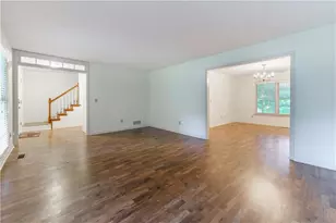 1700 Summit View Way, Snellville, GA 30078 - Photo 9