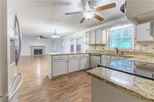 1700 Summit View Way, Snellville, GA 30078 - Photo 13