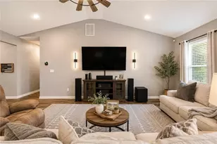 201 Cade's Ct, McDonough, GA 30252 - Photo 5