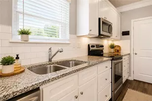 201 Cade's Ct, McDonough, GA 30252 - Photo 9