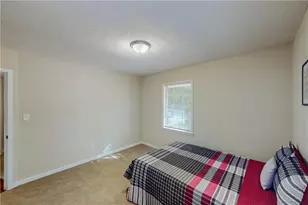 4715 Greenbriar Trail SW, Atlanta, GA 30331 - Photo 9
