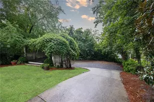 1690 N Rock Springs Rd NE, Atlanta, GA 30324 - Photo 63