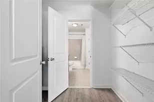 250 Pharr Rd NE, Atlanta, GA 30305 - Photo 23