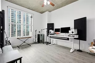 250 Pharr Rd NE, Atlanta, GA 30305 - Photo 21