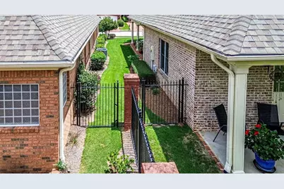 1910 Woodberry Run Drive, Snellville, GA 30078 - Photo 31