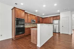 6195 Park Leaf Walk, Buford, GA 30518 - Photo 9