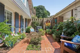 434 The North Chace, Sandy Springs, GA 30328 - Photo 3