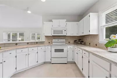 1109 Wynford Commons Commons SW, Marietta, GA 30064 - Photo 21